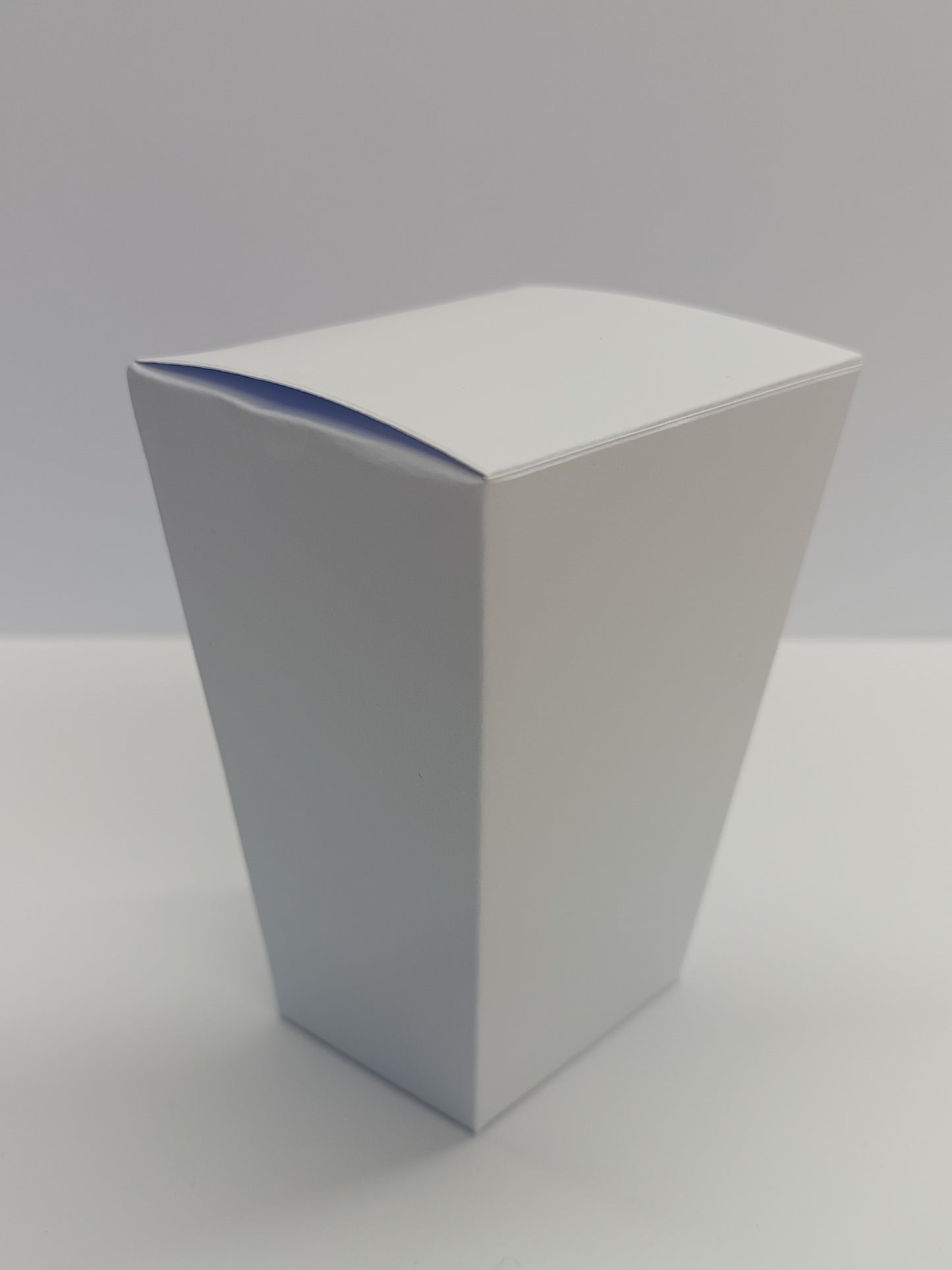 Luxury White Gift Favour Boxes For Weddings - Parties