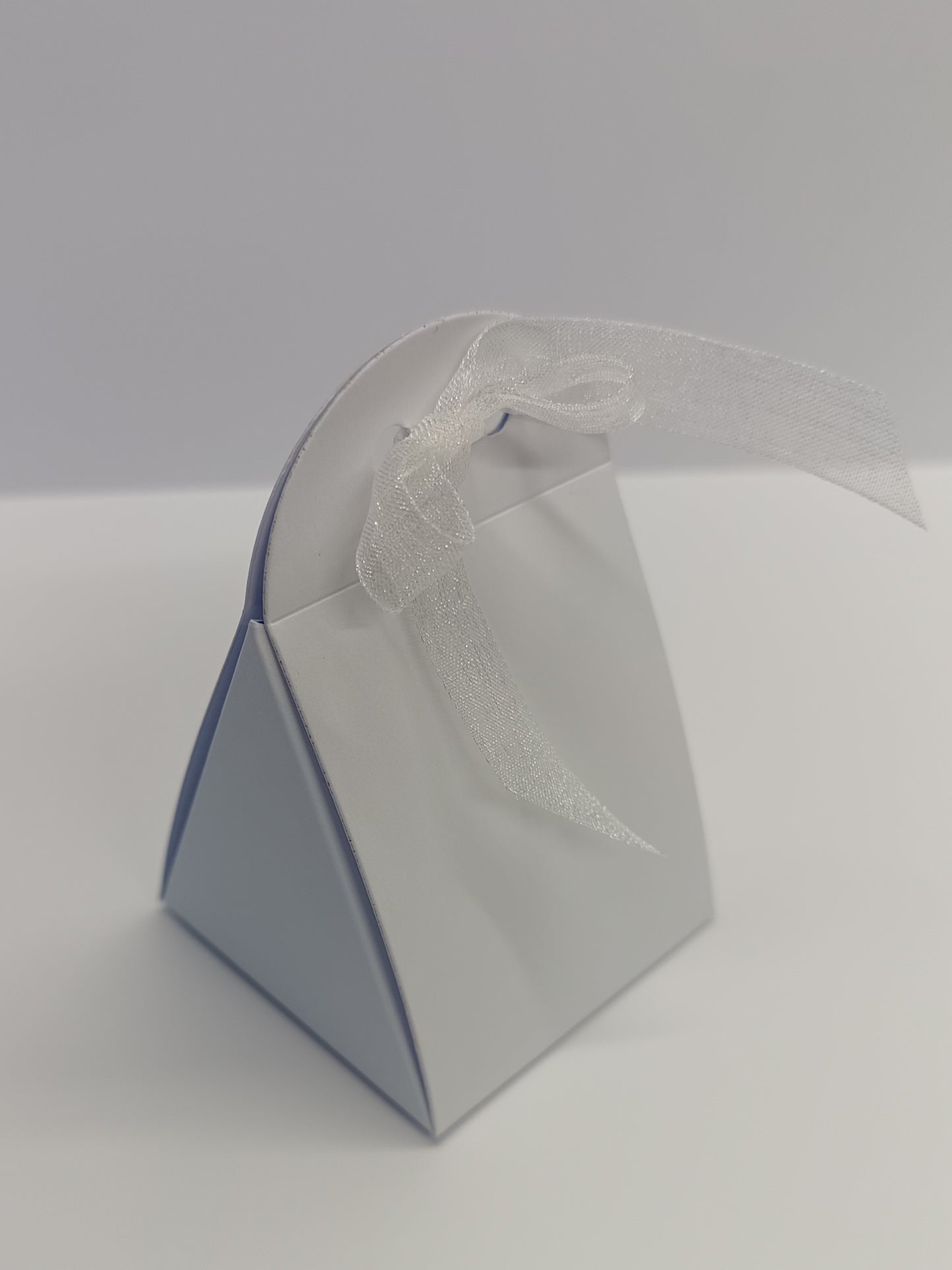 Luxury White Gift Favour Boxes For Weddings - Parties