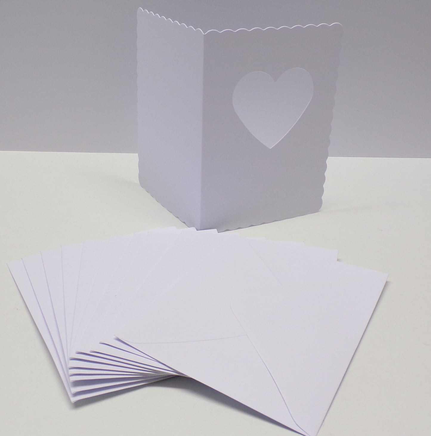 5"x 7" Heart Aperture Card Blanks & Envelopes (SCALLOPED EDGE)