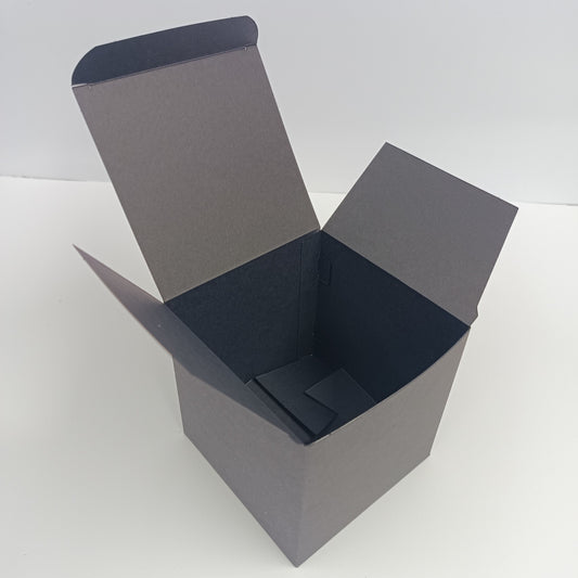 Large Square Cube Self Locking Favour Boxes for Cupcakes, Treats & Gifts – No Gluing - 10 Pack