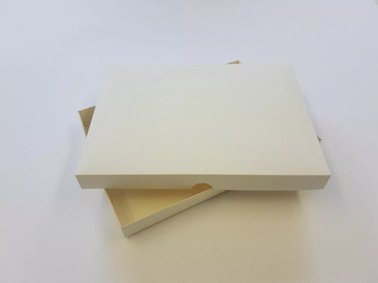 A6 Ivory Wedding Invite / Greeting Card Boxes (SOLID LID)